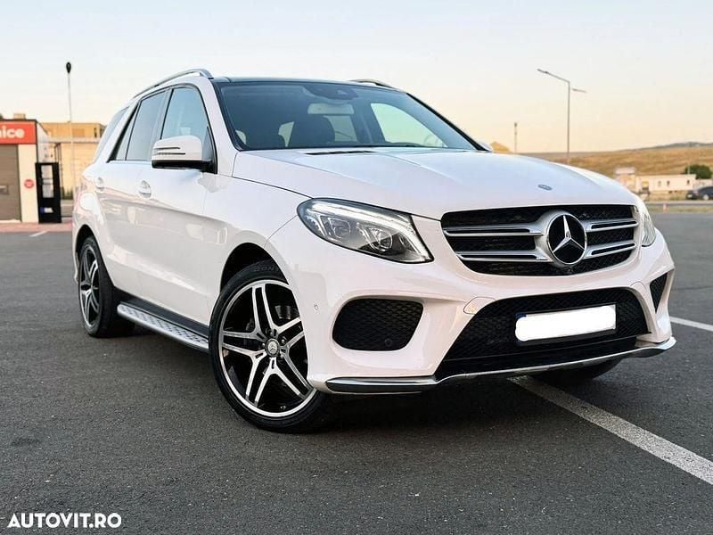 Alb Utilizat 2016 Mercedes GLE350 AMG line SUV | 26.790 EUR (Super Preț) - Imagine 1/4