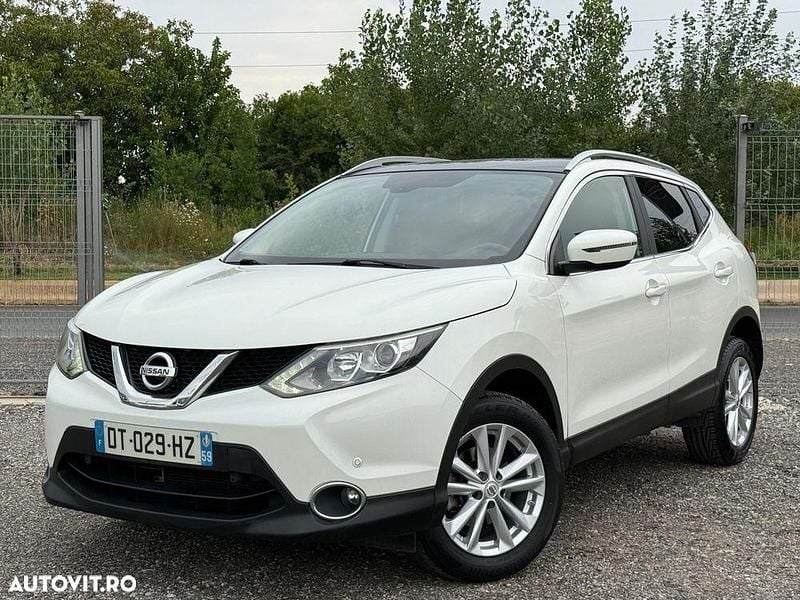 Alb Utilizat 2015 Nissan Qashqai Acenta SUV | 7.900 EUR (Super Preț) - Imagine 1/4
