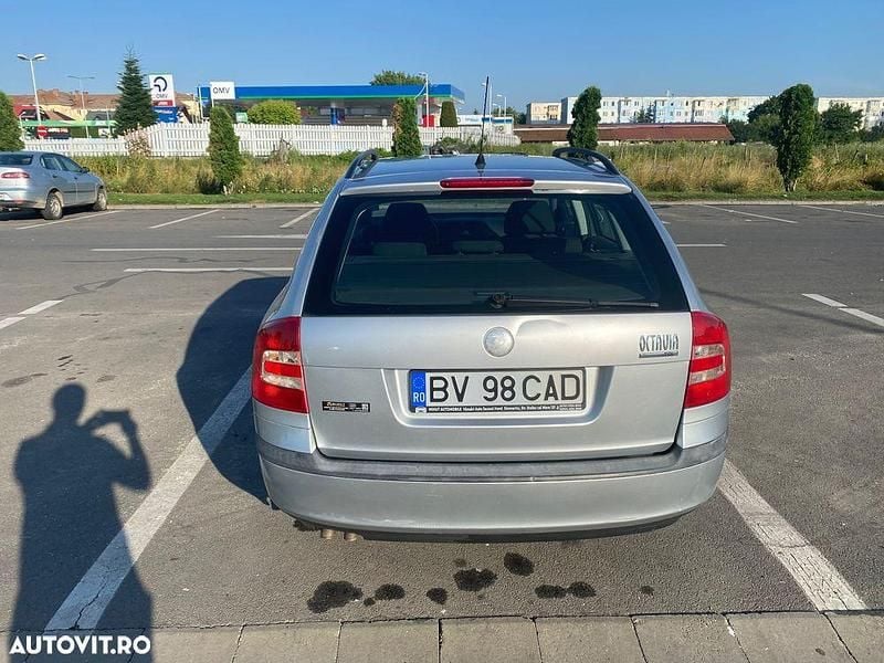 Second-hand Skoda Octavia Elegance 105 CP (77 kW) 2008 Culoareargint Break