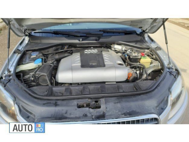 Gri Utilizat 2008 Audi Q7 S-Line SUV | 10.500 EUR (Super Preț) - Imagine 1/4