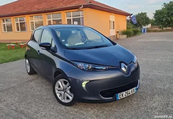 Utilizat 2018 Renault Zoe Hatchback | 8.000 EUR (Super Preț) - Imagine 1/4