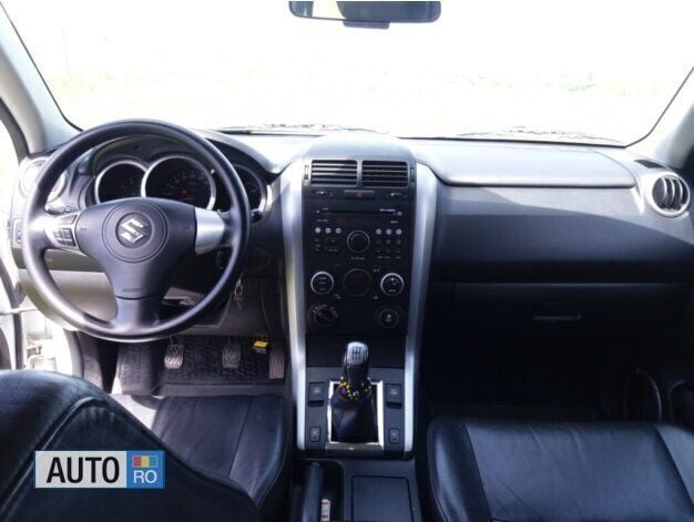 Utilizat 2011 Suzuki Grand Vitara SUV | 6.500 EUR - Imagine 1/3