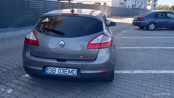 Second-hand Renault Mégane III 90 CP (66 kW) 2011 Gri Hatchback