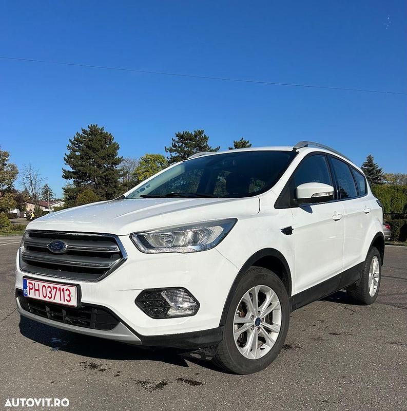 Culoarealb Utilizat 2019 Ford Kuga SUV | 12.100 EUR (Preț OK) - Imagine 1/4