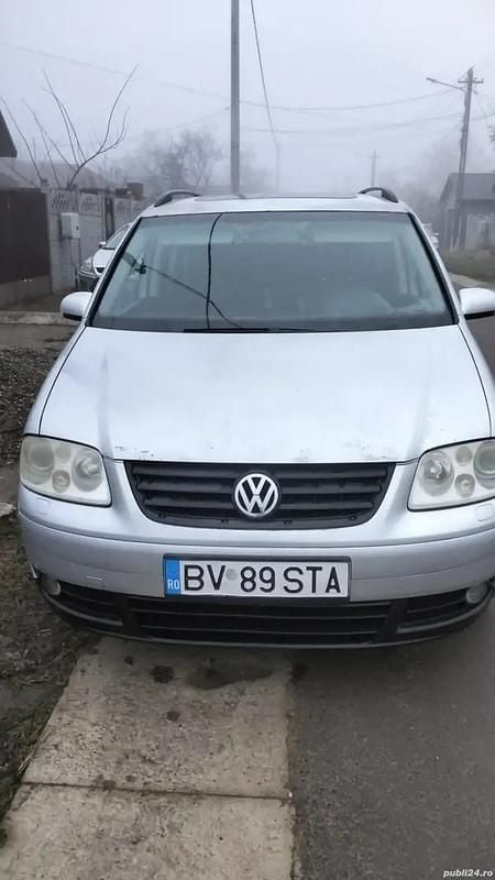 Utilizat 2004 VW Touran Monovolum | 2.350 EUR (Preț OK) - Imagine 1/4