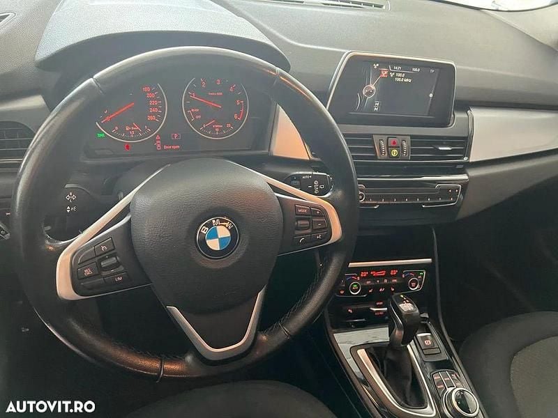 Culoarenegru Utilizat 2017 BMW 220 Active Tourer M Sport Monovolum | 10.000 EUR - Imagine 1/4
