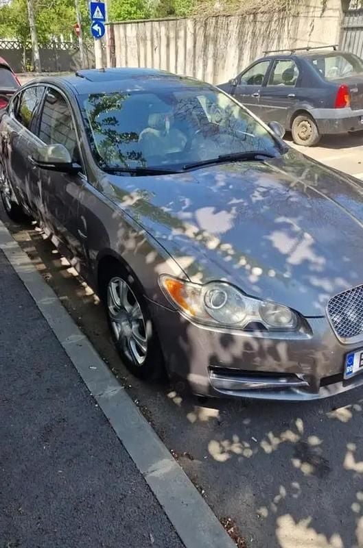 Second-hand Jaguar XF 275 CP (202 kW) 2010 Berlinǎ