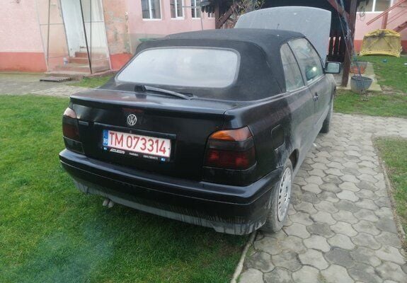 Second-hand VW Golf Cabriolet 105 CP (77 kW) 1996 Negru Cabrio