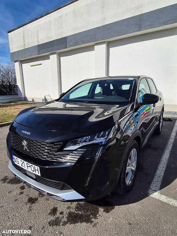 Second-hand Peugeot 3008 Active 130 CP (95 kW) 2022 Culoarenegru SUV