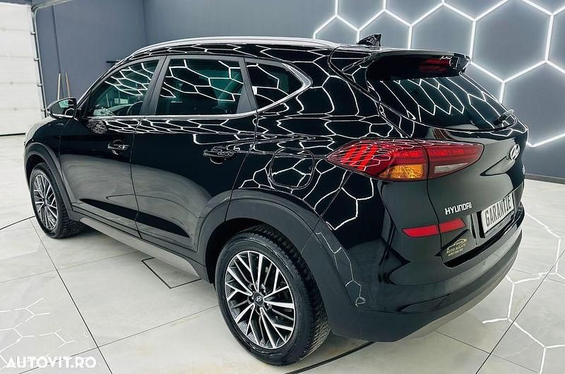 Second-hand Hyundai Tucson Select 116 CP (85 kW) 2020 Culoarenegru SUV