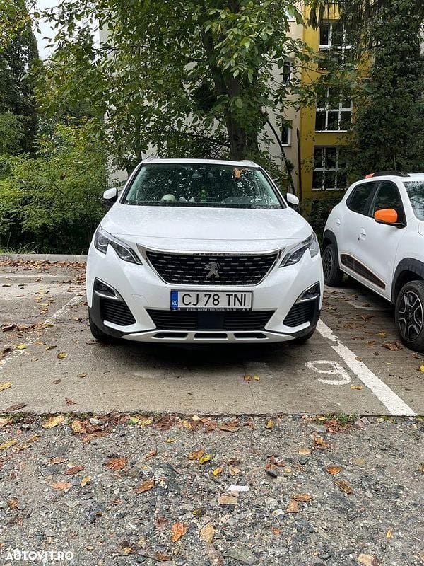 Culoarealb Utilizat 2017 Peugeot 3008 Allure SUV | 15.000 EUR (Preț OK) - Imagine 1/4