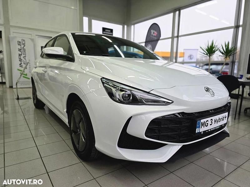 Nouă MG MG3 194 CP (142 kW) 2025 Culoarealb Hatchback