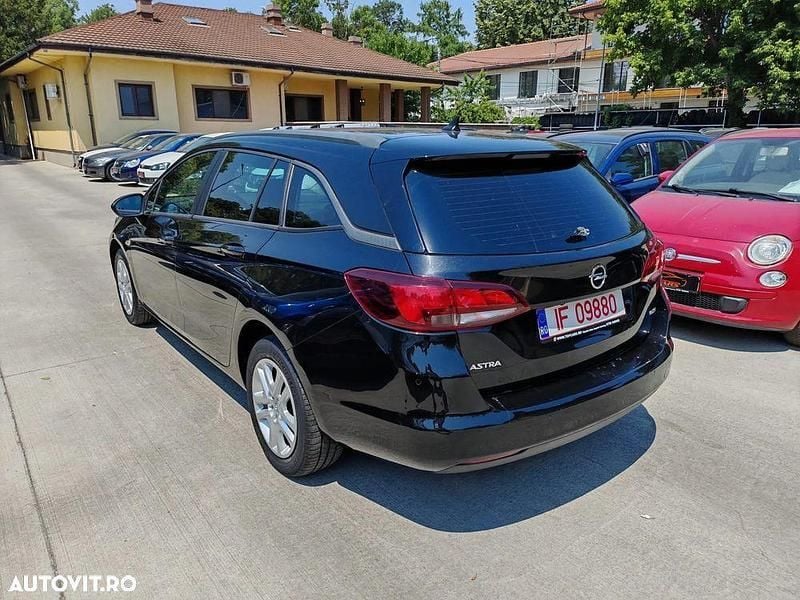 Second-hand Opel Astra Business 136 CP (100 kW) 2017 Negru Break