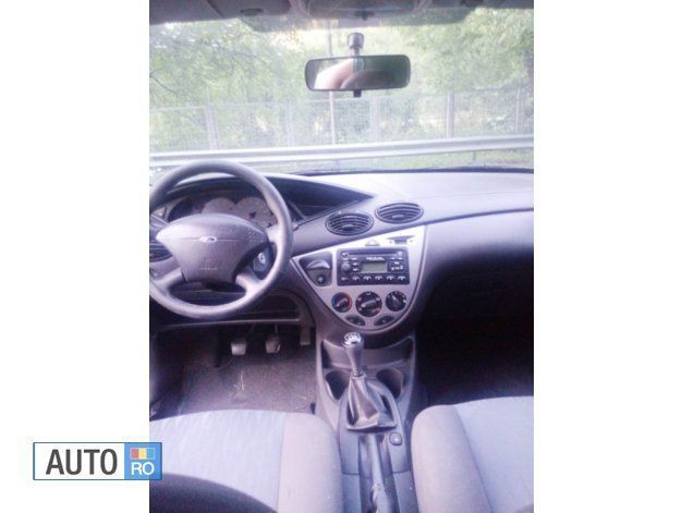 Second-hand Ford Focus 120 CP (88 kW) 2003 Negru Break