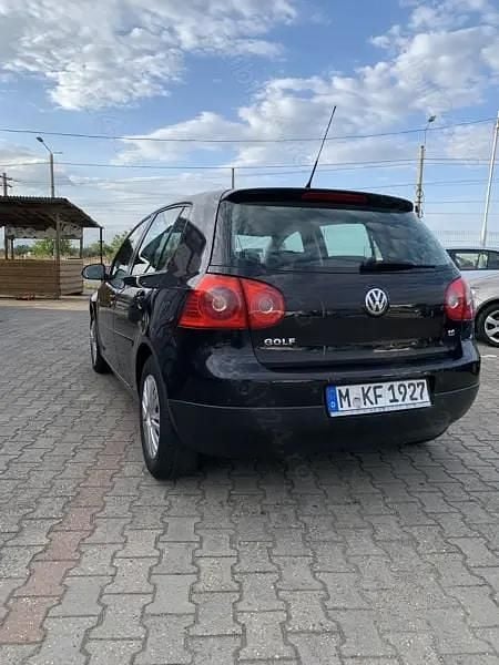 Second-hand VW Golf V Classicline 102 CP (75 kW) 2008 Gri Hatchback