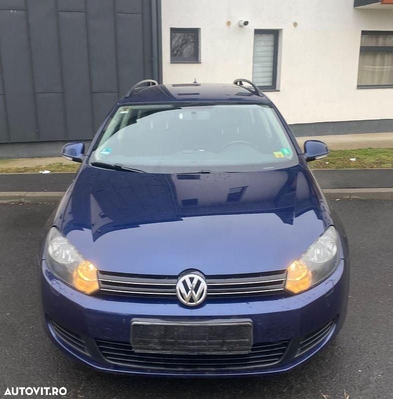 Second-hand VW Golf VI 105 CP (77 kW) 2010 Culoarealbastru Hatchback