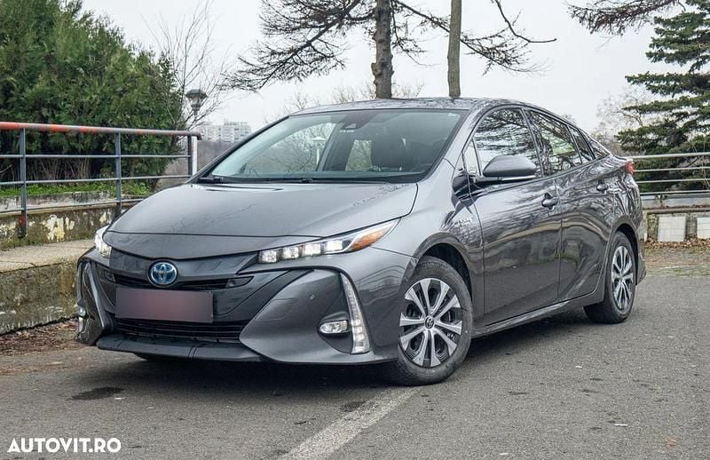 Culoarealb Utilizat 2020 Toyota Prius Hatchback | 21.000 EUR (Preț OK) - Imagine 1/4