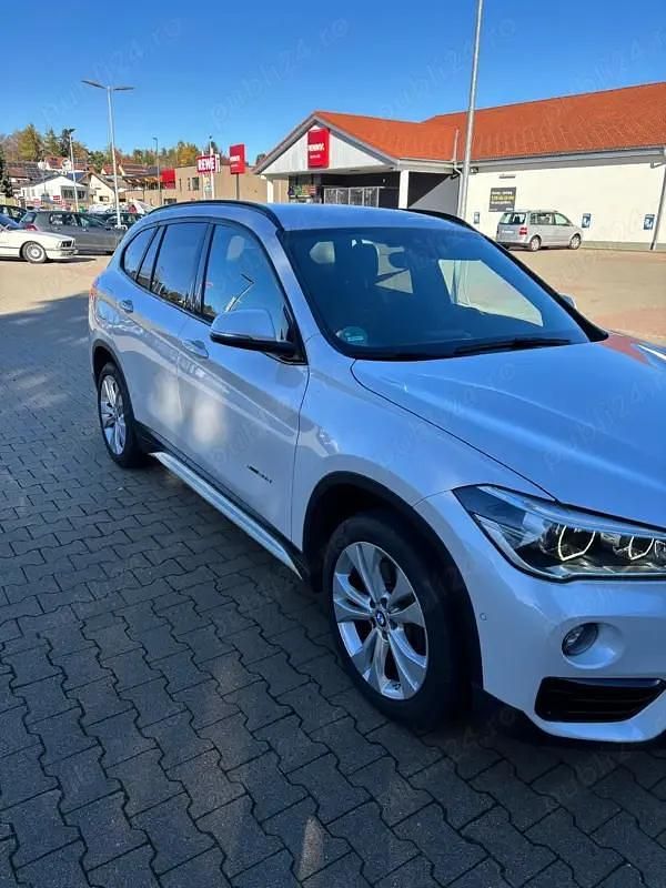 Utilizat 2017 BMW X1 xLine SUV | 16.450 EUR (Puțin scump) - Imagine 1/4