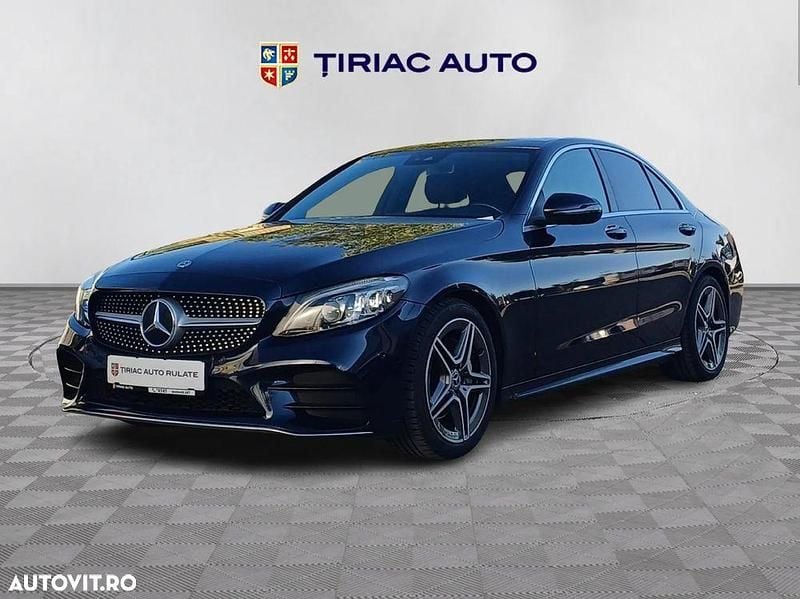 Culoarealbastru Utilizat 2019 Mercedes C200 AMG line Berlinǎ | 20.900 EUR (Super Preț) - Imagine 1/4