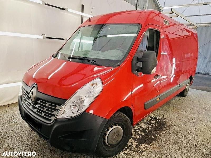 Second-hand Renault Master 131 CP (96 kW) 2017 Culoarerosu Monovolum