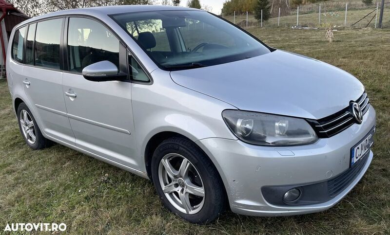 Argint Utilizat 2011 VW Touran Comfortline Monovolum | 4.450 EUR (Preț bun) - Imagine 1/4