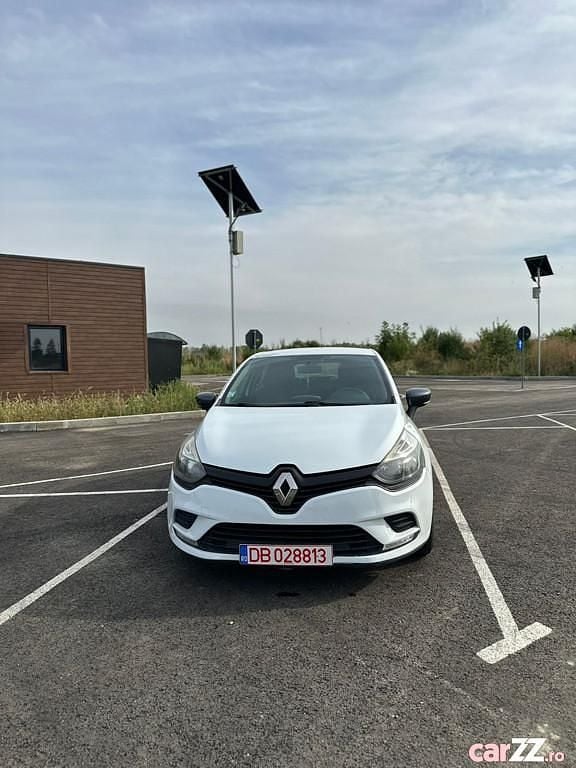 Utilizat 2017 Renault Clio IV Hatchback | 6.200 EUR (Preț OK) - Imagine 1/4