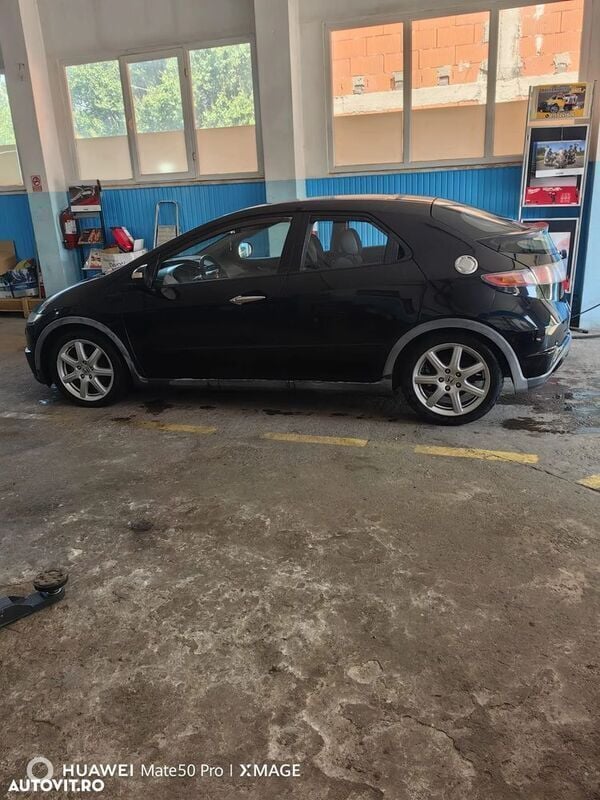 Negru Utilizat 2007 Honda Civic Type S Hatchback | 3.500 EUR (Preț bun) - Imagine 1/4