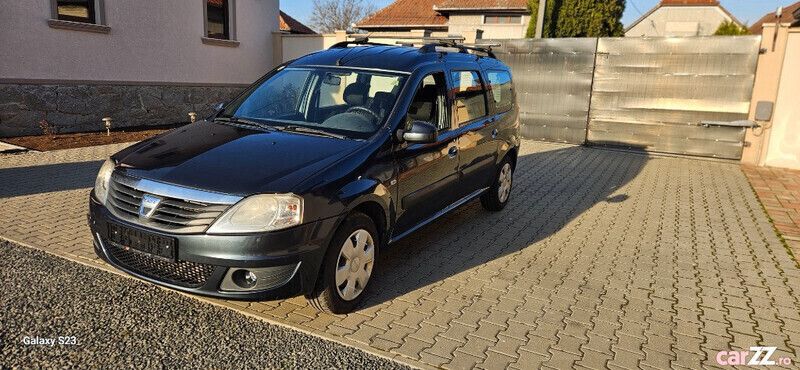 Utilizat 2011 Dacia Logan Lauréate Berlinǎ | 4.950 EUR - Imagine 1/4