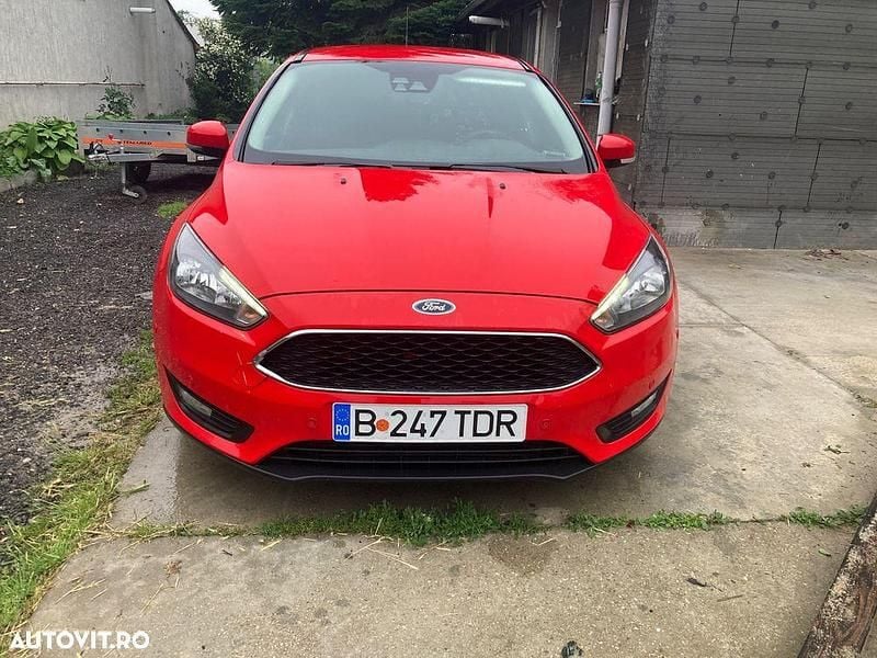 Culoarerosu Utilizat 2016 Ford Focus Break | 6.000 EUR (Super Preț) - Imagine 1/4