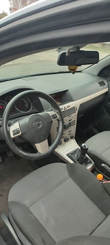 Utilizat 2009 Opel Astra GTC | 2.500 EUR - Imagine 1/4
