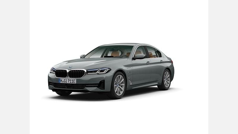 Skyscraper grey metallic metalizat Utilizat 2023 BMW 530e Comfort Edition Berlinǎ | 45.351 EUR (Puțin scump) - Imagine 1/4