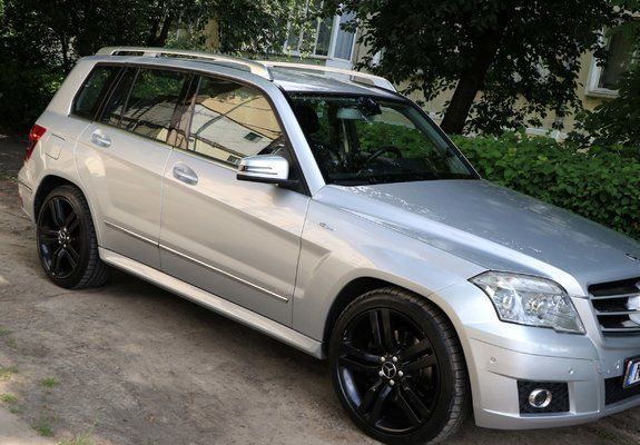 Second-hand Mercedes GLK250 204 CP (150 kW) 2011 Argintiu SUV