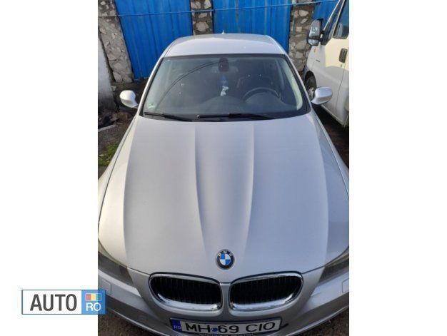 Argintiu Utilizat 2010 BMW 318 Berlinǎ | 6.250 EUR (Preț OK) - Imagine 1/4