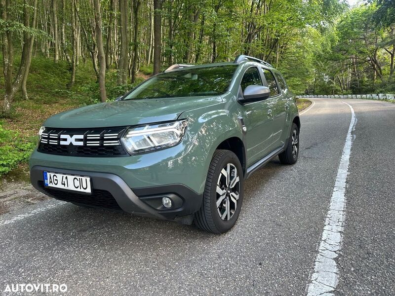 Verde Utilizat 2023 Dacia Duster Celebration SUV | 17.900 EUR (Preț OK) - Imagine 1/4