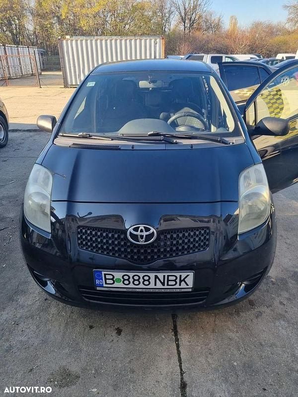 Culoarenegru Second-hand 2006 Toyota Yaris | 1.800 EUR - Imagine 1/4