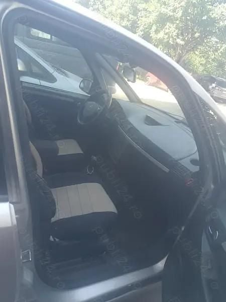 Utilizat 2006 Opel Meriva Monovolum | 1.500 EUR (Super Preț) - Imagine 1/4