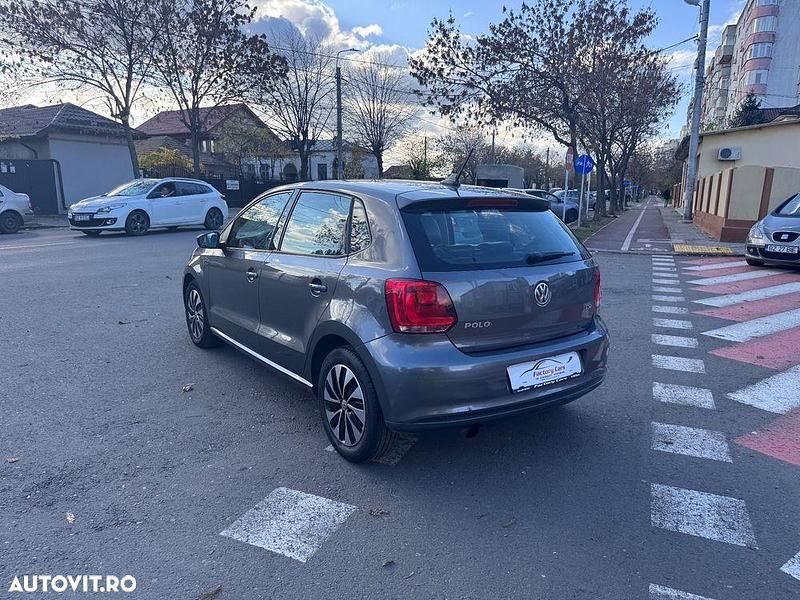 Second-hand VW Polo Comfortline 105 CP (77 kW) 2012 Culoaregri Hatchback
