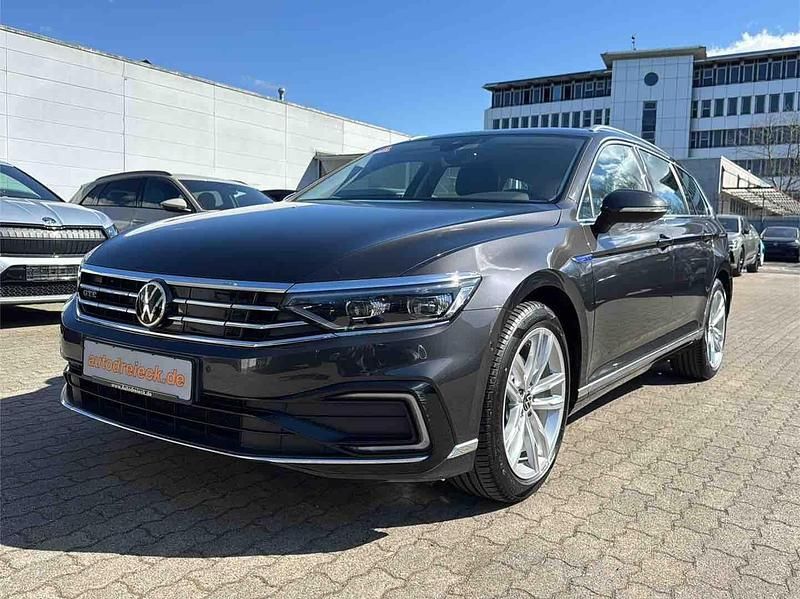 Utilizat 2021 VW Passat GTE Break | 24.619 EUR (Puțin scump) - Imagine 1/1