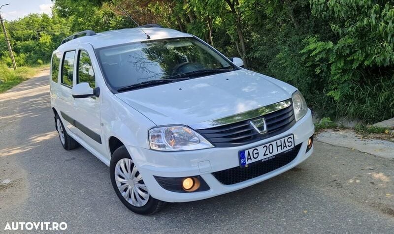 Alb Utilizat 2012 Dacia Logan MCV Lauréate Break | 3.850 EUR (Preț OK) - Imagine 1/4