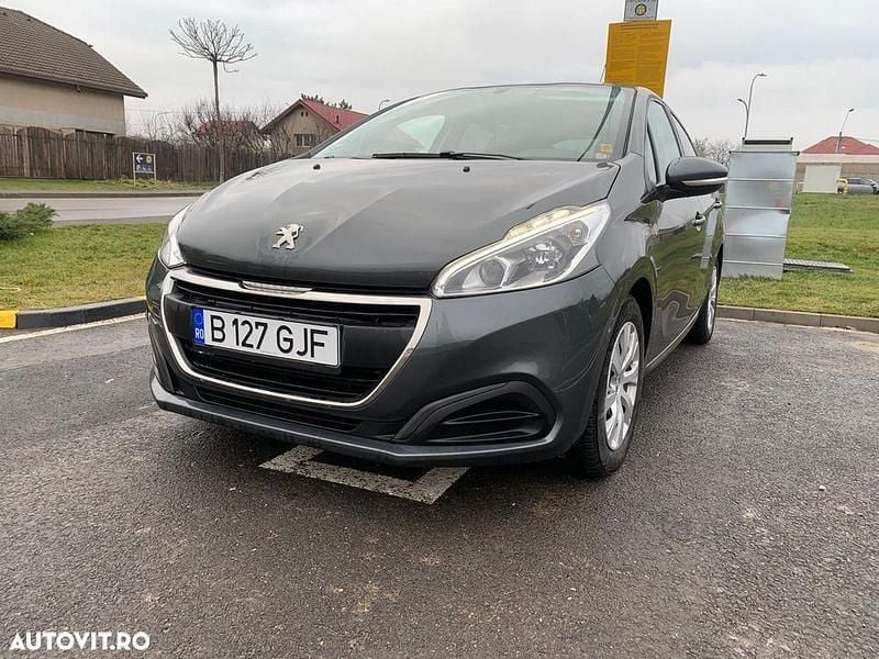 Culoaregri Utilizat 2018 Peugeot 208 Allure Hatchback | 4.990 EUR (Preț bun) - Imagine 1/4