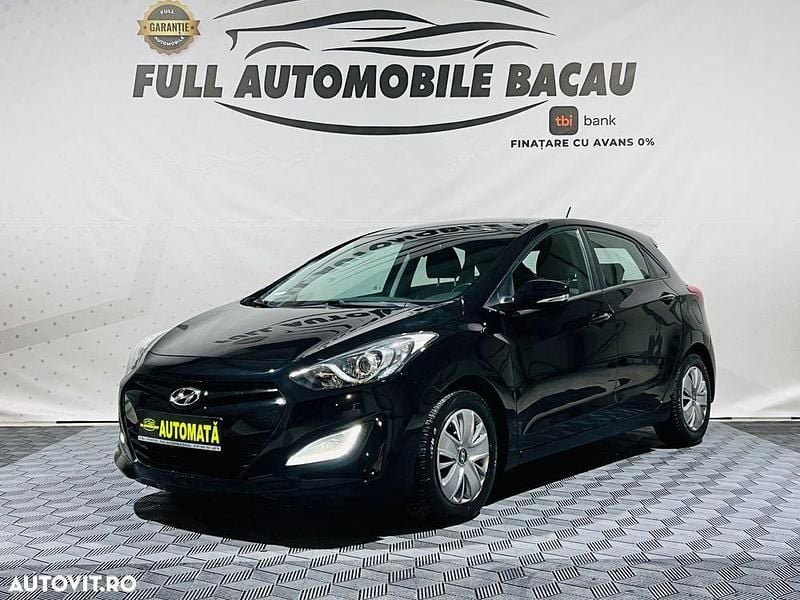 Second-hand Hyundai i30 Trend 110 CP (80 kW) 2013 Culoarenegru Hatchback