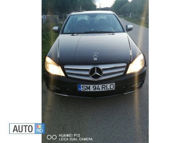 Second-hand Mercedes C180 156 CP (114 kW) 2007 Negru Berlinǎ
