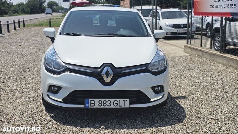 Alb Utilizat 2020 Renault Clio V | 7.999 EUR (Preț OK) - Imagine 1/4