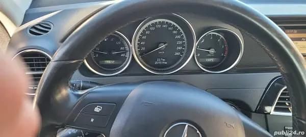 Second-hand Mercedes C180 120 CP (88 kW) 2012 Berlinǎ