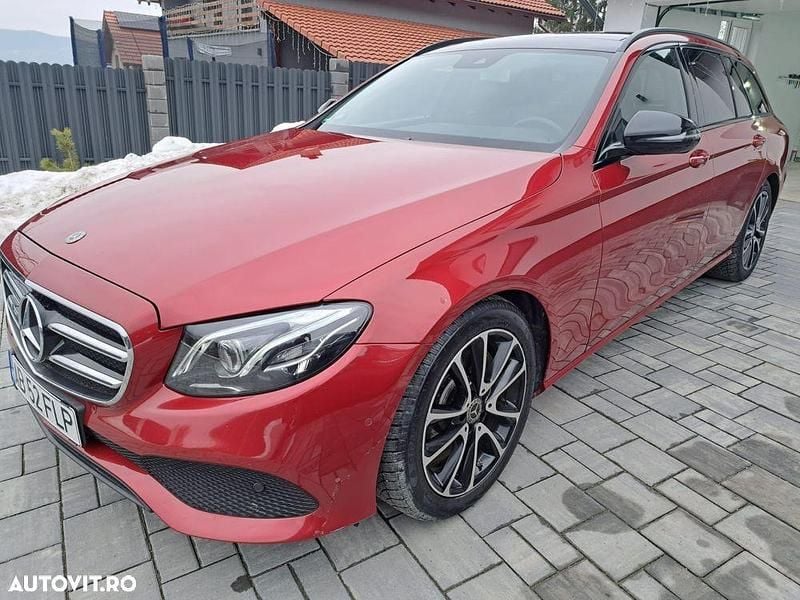 Second-hand Mercedes E220 Avantgarde 194 CP (142 kW) 2017 Culoarerosu Break