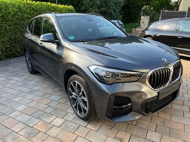 Utilizat 2020 BMW X1 M Sport SUV | 32.350 EUR (Puțin scump) - Imagine 1/1