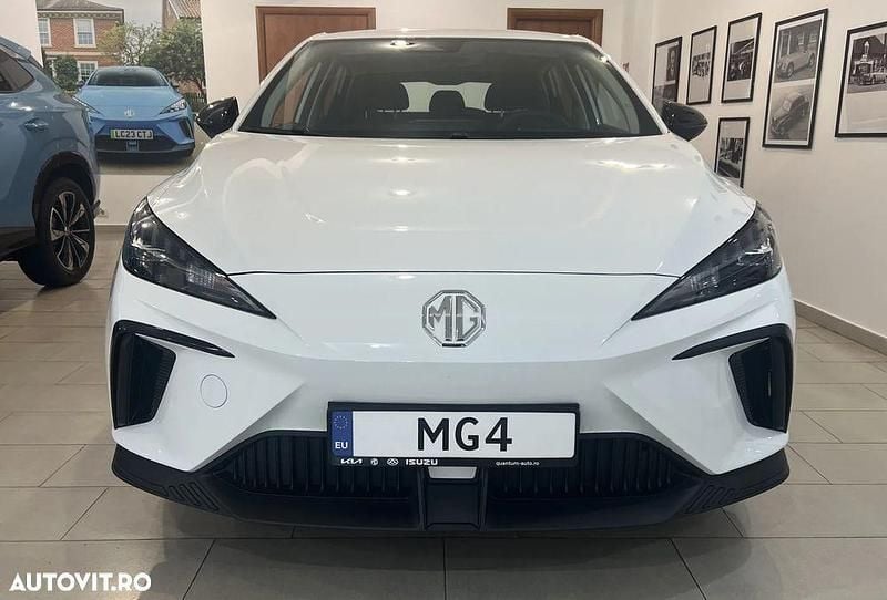Culoarealb Utilizat 2024 MG MG4 EV Explore Hatchback | 19.900 EUR (Preț bun) - Imagine 1/4