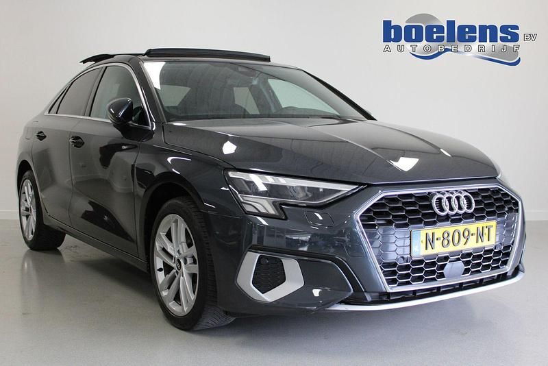 Utilizat 2021 Audi A3 e-tron Business Hatchback | 25.167 EUR - Imagine 1/1