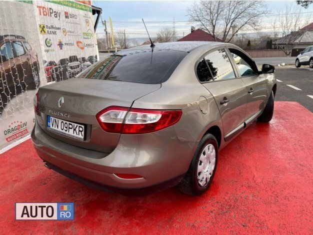Second-hand Renault Fluence 66 kW (90 CP) 2012 Auriu Berlinǎ