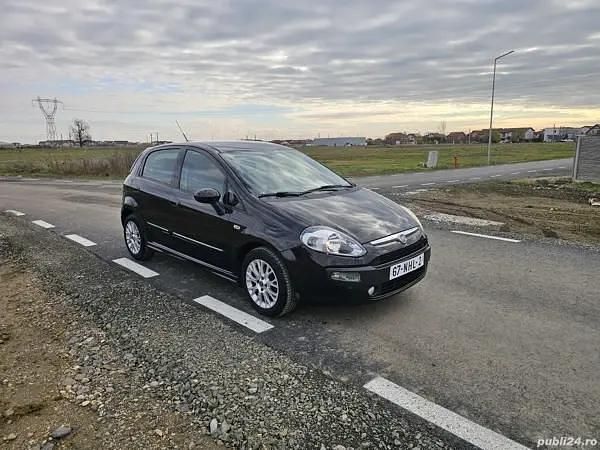 Utilizat 2010 Fiat Grande Punto Hatchback | 2.990 EUR - Imagine 1/4